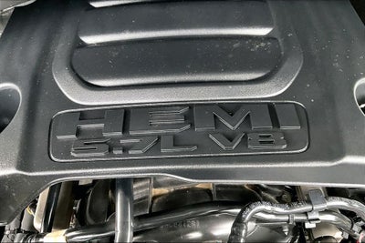 2022 RAM 1500 Laramie Crew Cab 4x4 5'7' Box