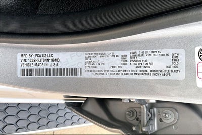 2022 RAM 1500 Laramie Crew Cab 4x4 5'7' Box