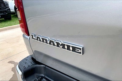 2022 RAM 1500 Laramie Crew Cab 4x4 5'7' Box