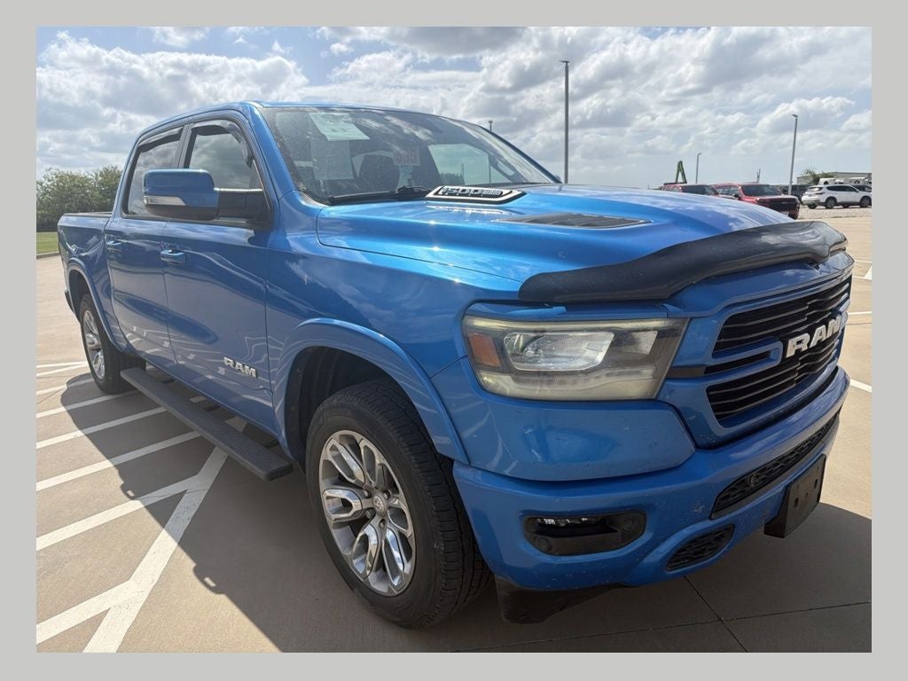 2021 RAM 1500 Laramie Crew Cab 4x4 5'7' Box