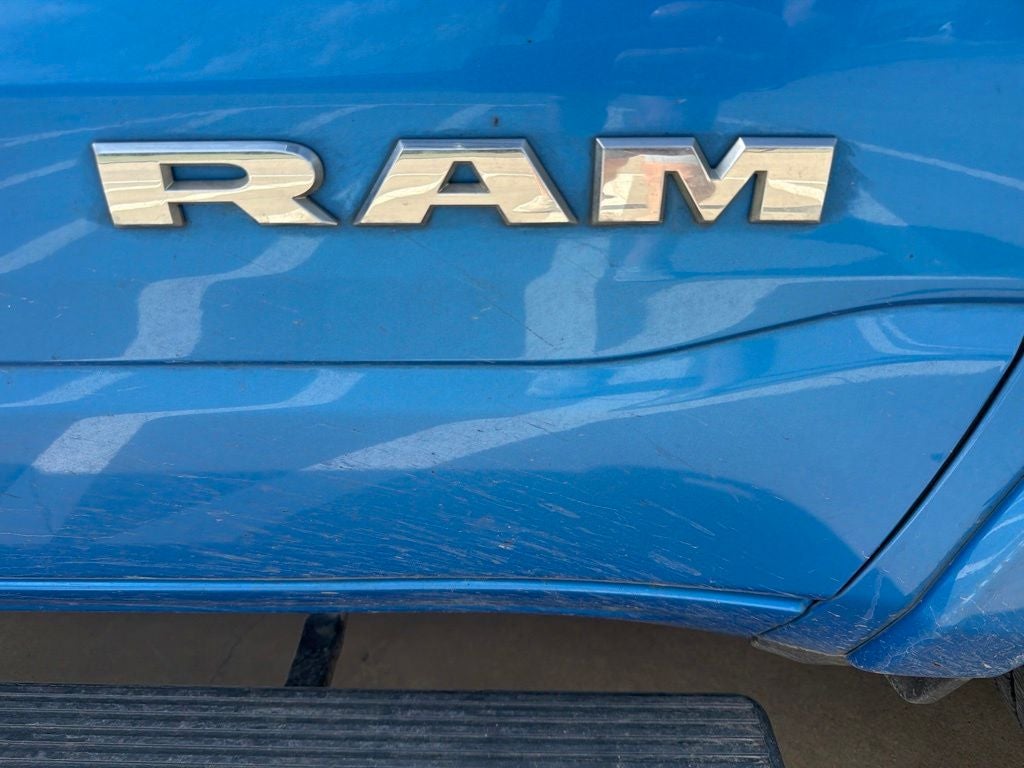2021 RAM 1500 Laramie Crew Cab 4x4 5'7' Box