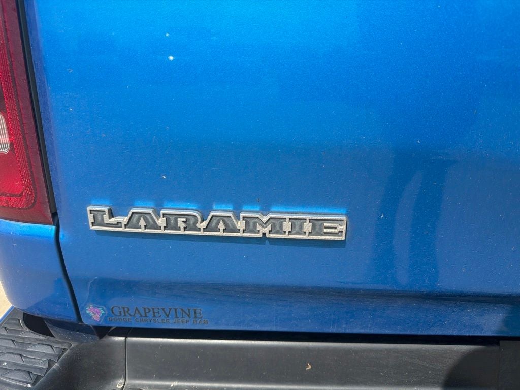 2021 RAM 1500 Laramie Crew Cab 4x4 5'7' Box