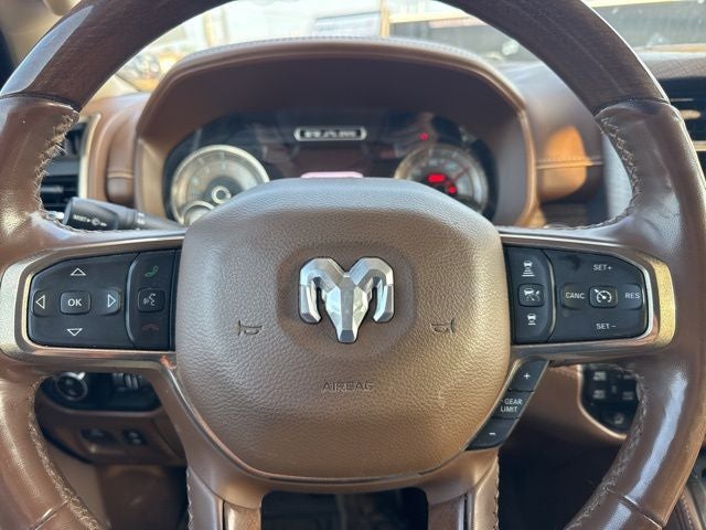 2020 RAM 1500 Laramie Longhorn Crew Cab 4x4 5'7' Box