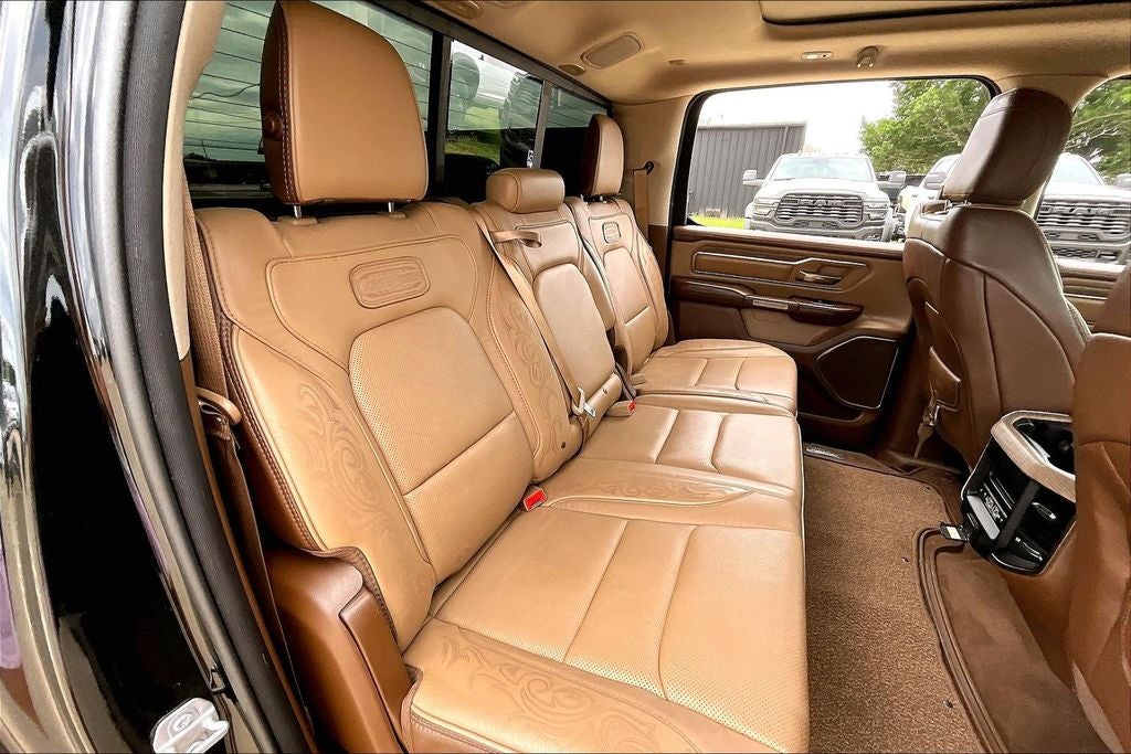 2020 RAM 1500 Laramie Longhorn Crew Cab 4x4 5'7' Box