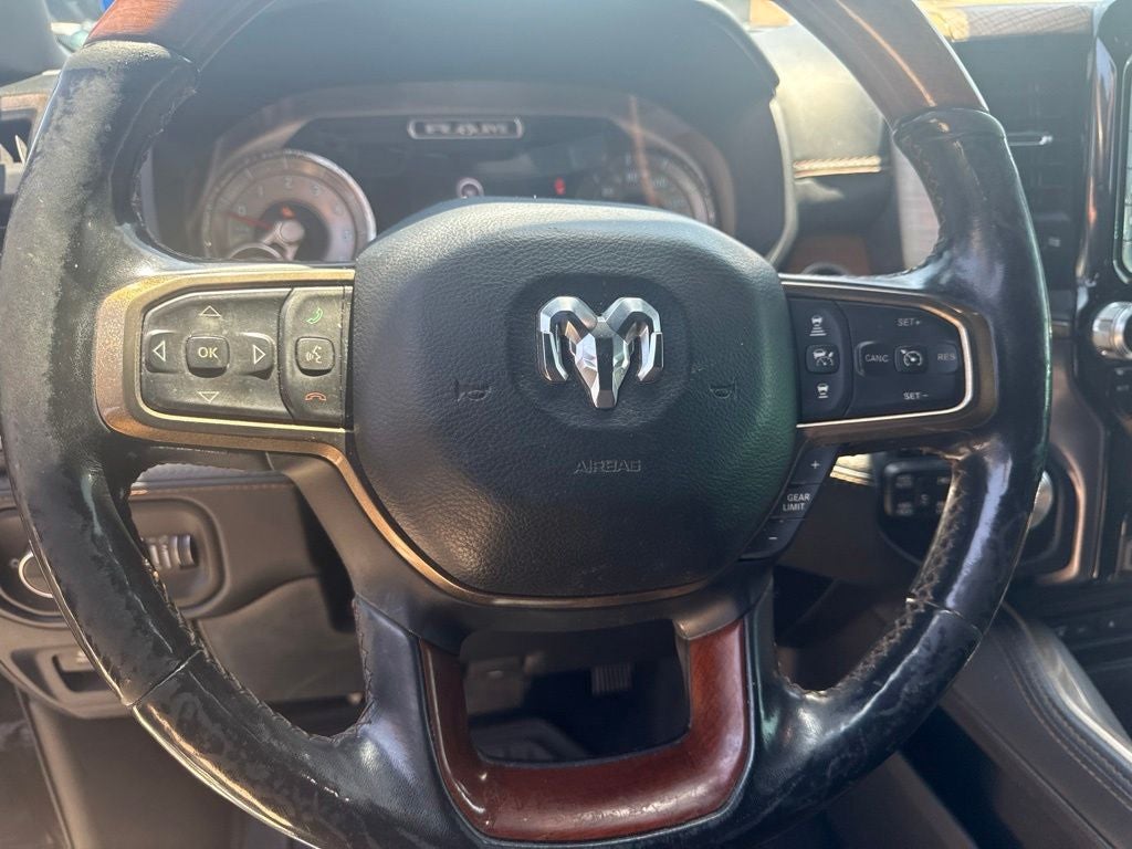 2019 RAM 1500 Longhorn Crew Cab 4x4 5'7' Box