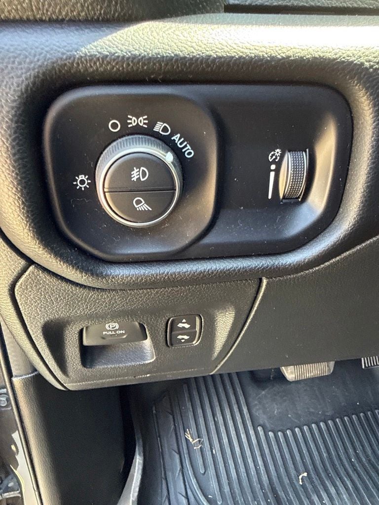 2023 RAM 1500 Rebel Crew Cab 4x4 5'7' Box
