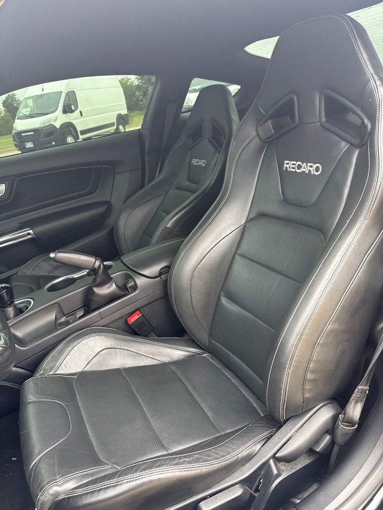 2022 Ford Mustang GT Premium Fastback