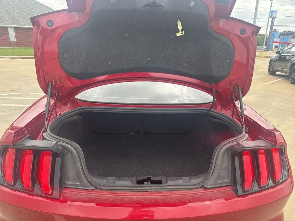 2021 Ford Mustang EcoBoost Premium Fastback
