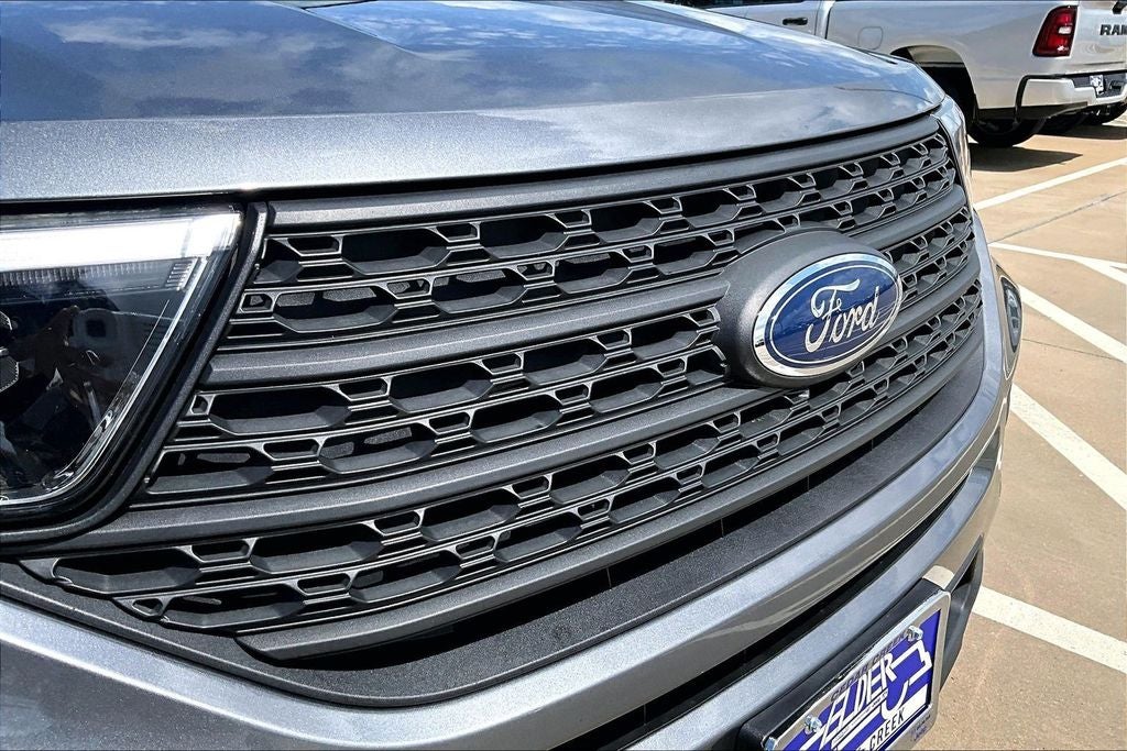 2021 Ford Explorer Base