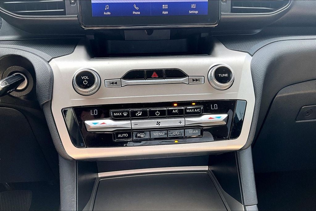 2021 Ford Explorer Base