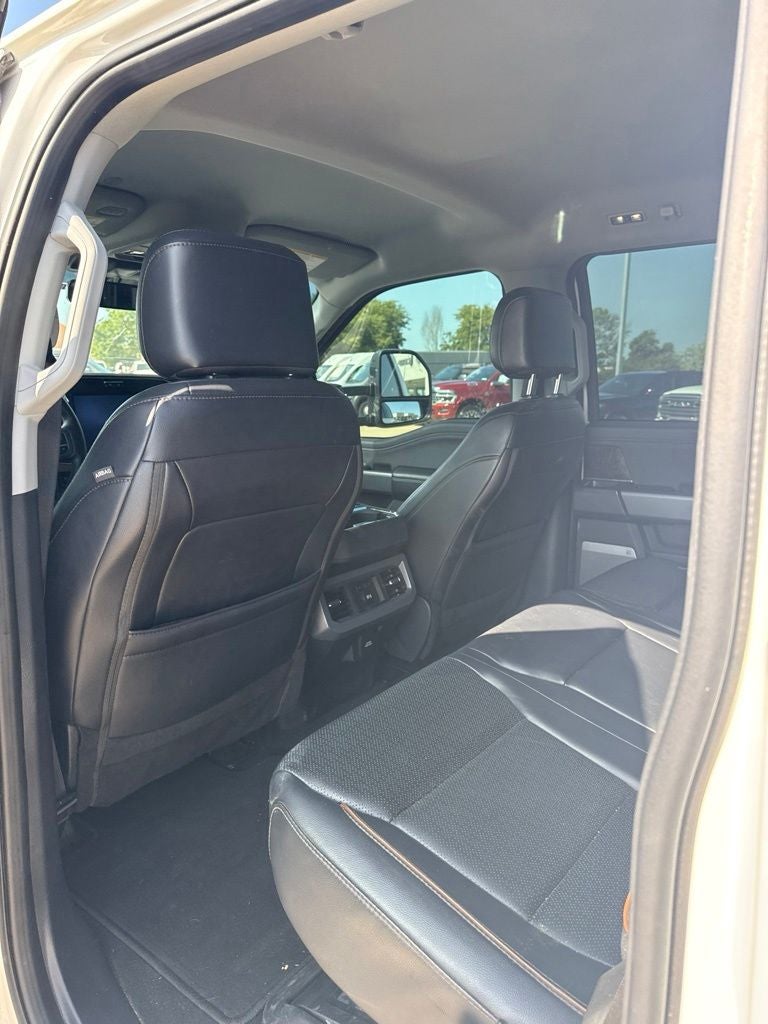 2025 Ford F-350 LARIAT