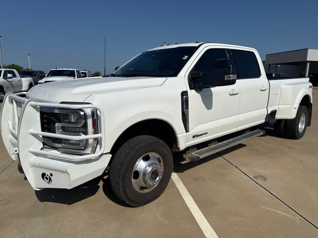 2025 Ford F-350 LARIAT
