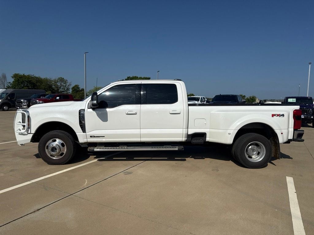 2025 Ford F-350 LARIAT