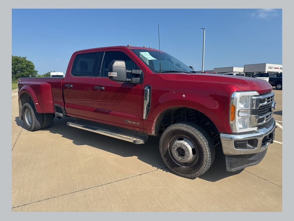 2023 Ford F-350 XLT