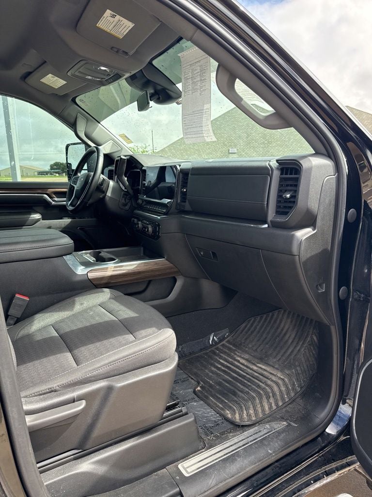 2024 Chevrolet Silverado 2500HD 4WD Crew Cab Standard Bed LT