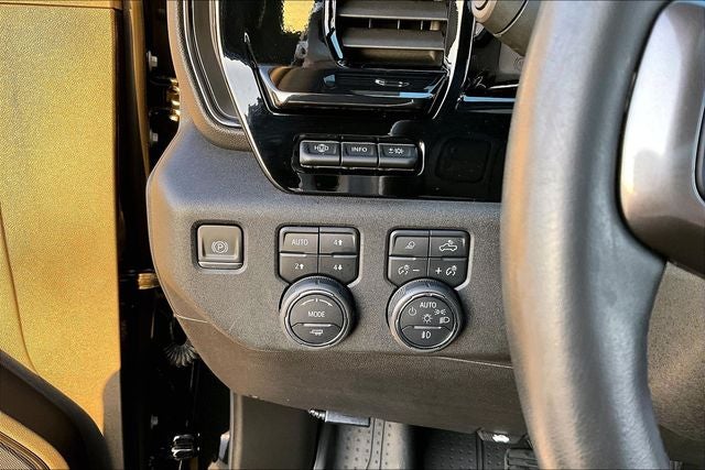 2024 Chevrolet Silverado 2500HD 4WD Crew Cab Standard Bed ZR2