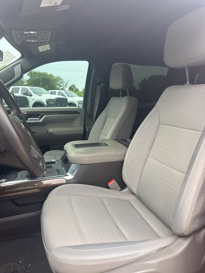2022 Chevrolet Silverado 1500 2WD Crew Cab Short Bed LT