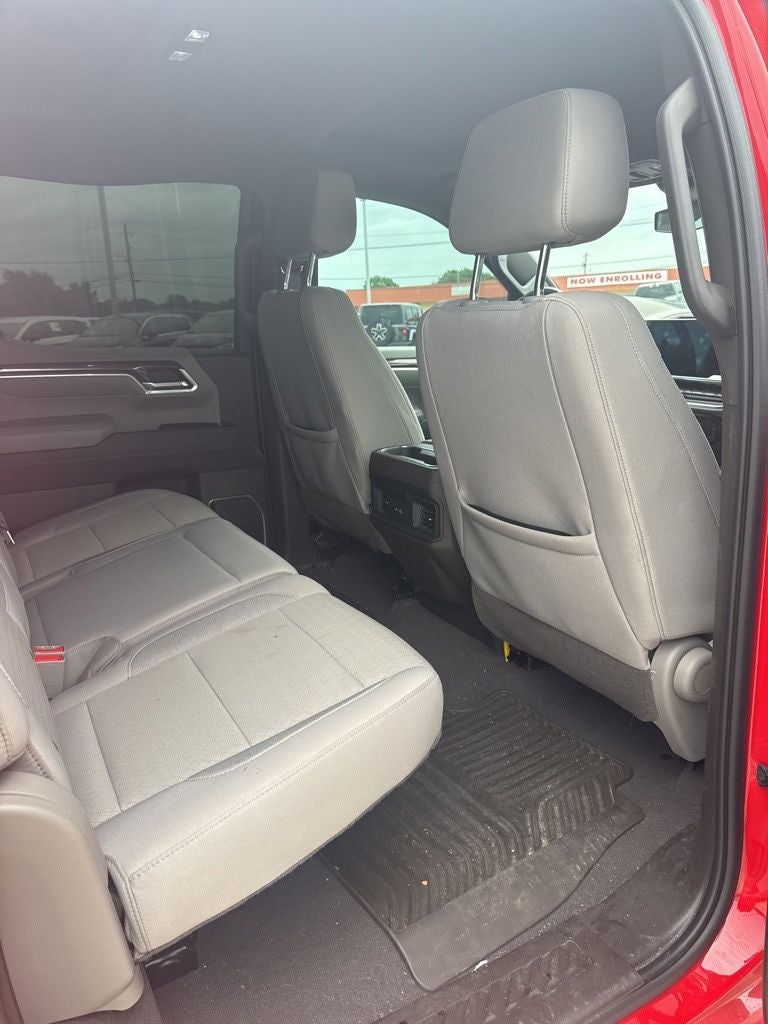 2022 Chevrolet Silverado 1500 2WD Crew Cab Short Bed LT
