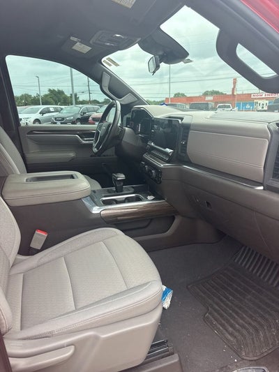 2022 Chevrolet Silverado 1500 2WD Crew Cab Short Bed LT