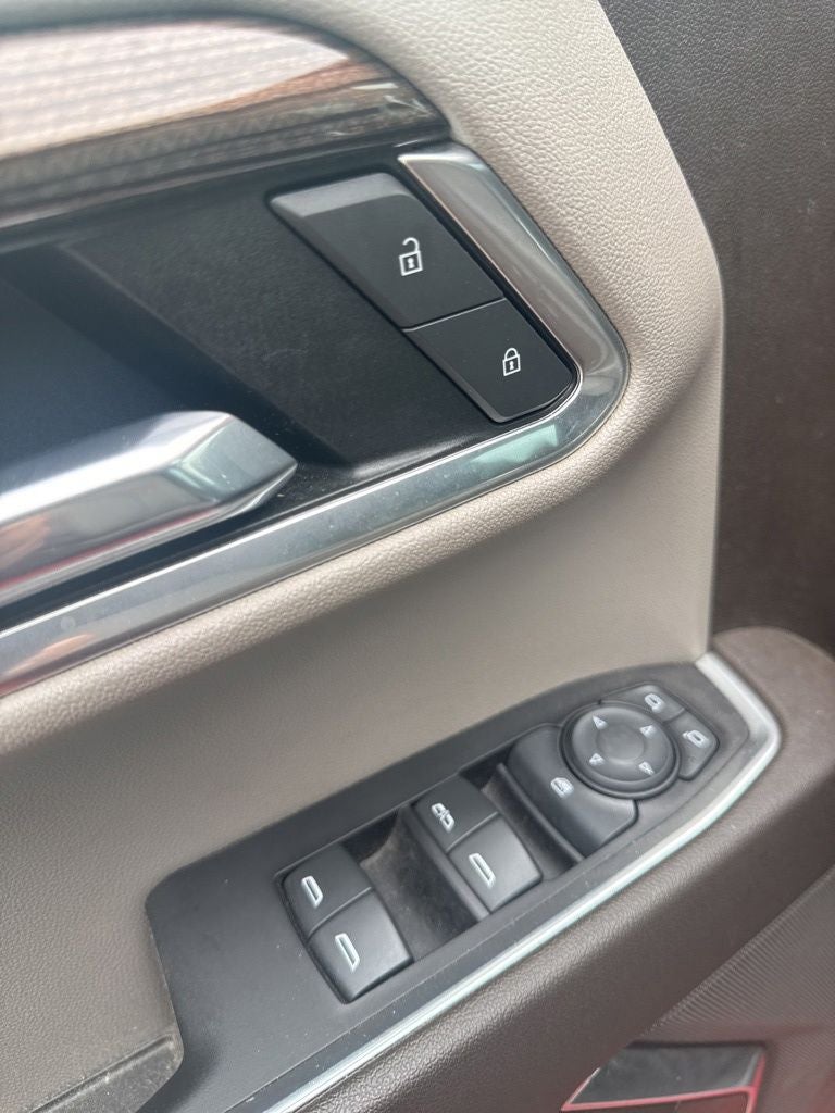 2022 Chevrolet Silverado 1500 2WD Crew Cab Short Bed LT