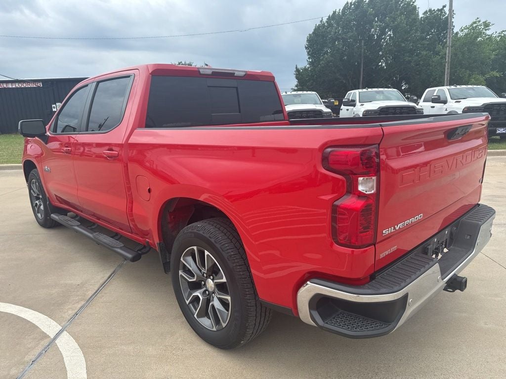 2022 Chevrolet Silverado 1500 2WD Crew Cab Short Bed LT