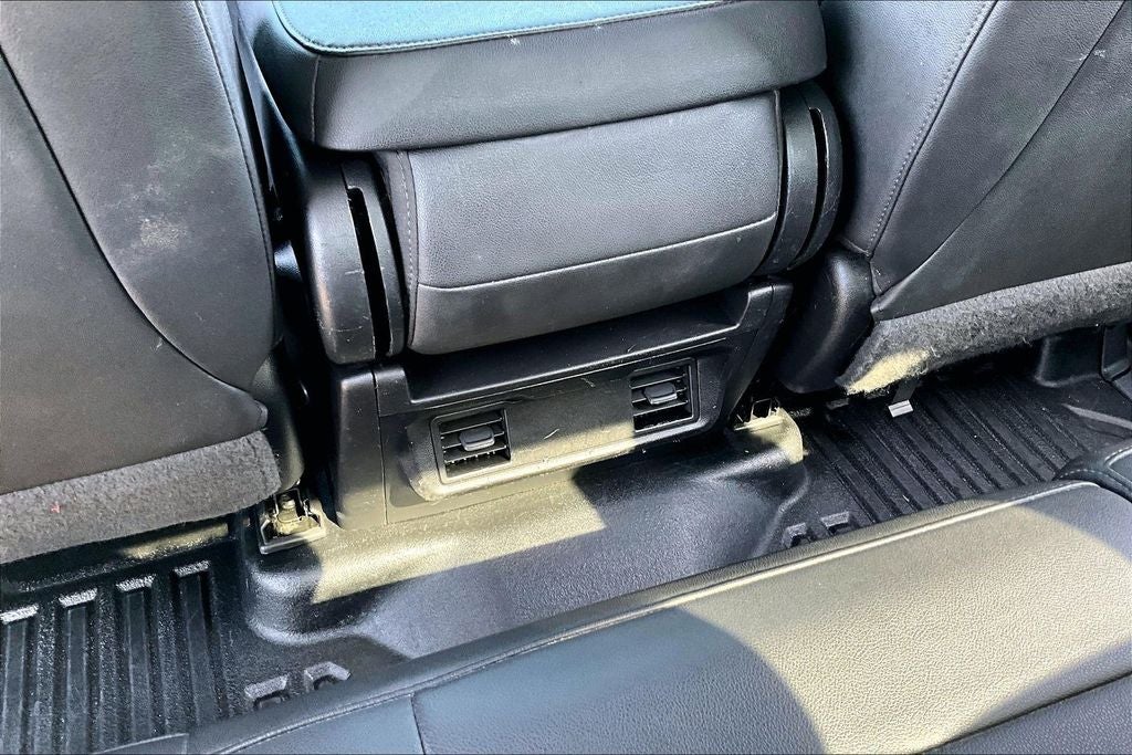2021 Chevrolet Silverado 1500 2WD Double Cab Standard Bed WT