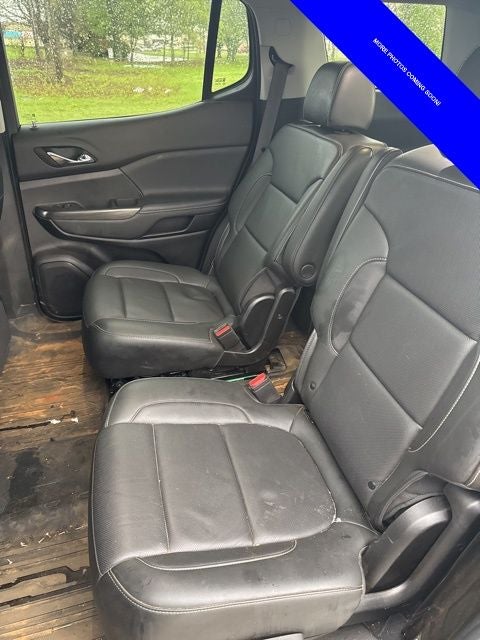 2023 GMC Acadia AWD SLT