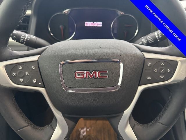 2023 GMC Acadia AWD SLT