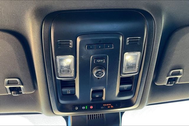 2023 GMC Yukon 2WD SLT