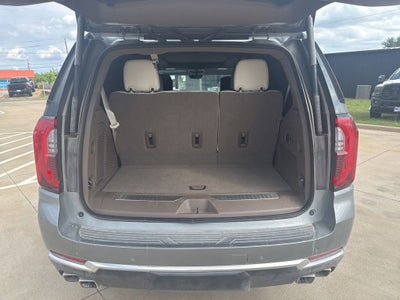 2025 GMC Yukon 4WD Denali