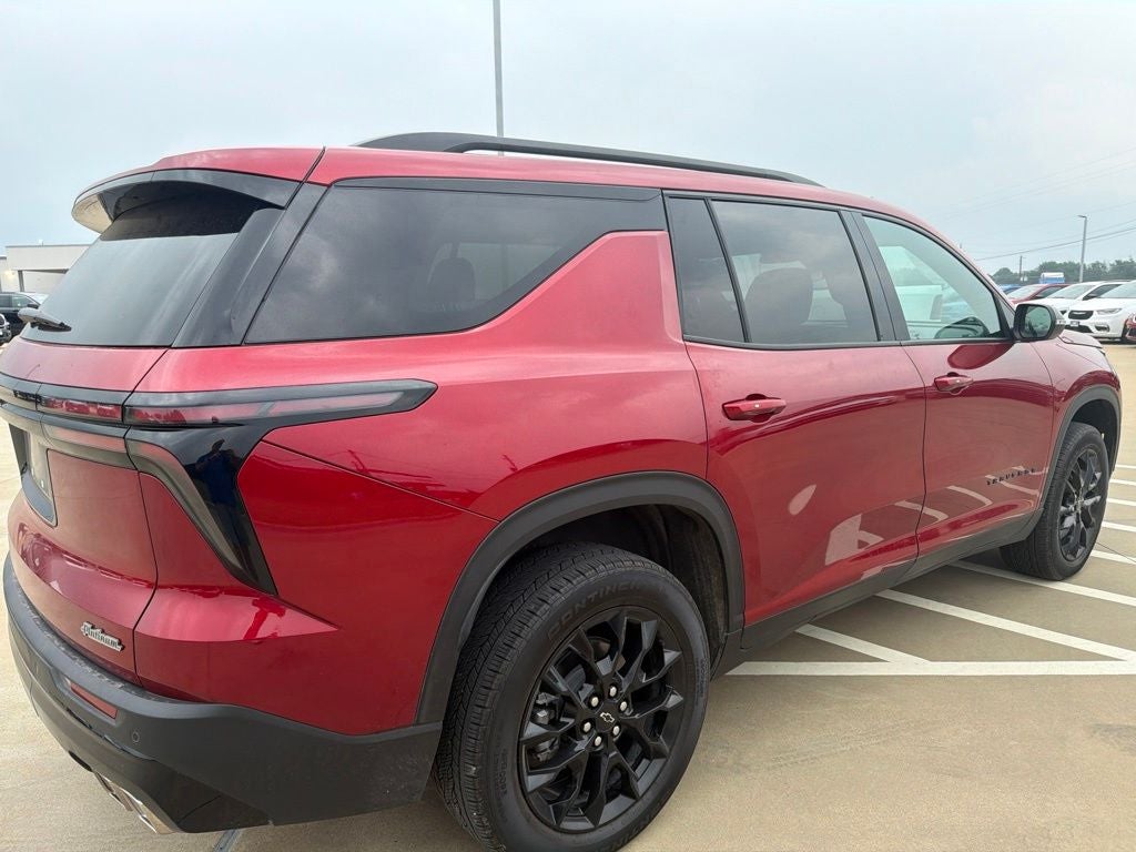 2026 Chevrolet Traverse FWD LT
