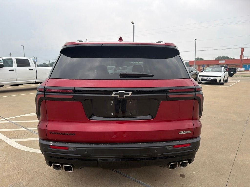 2026 Chevrolet Traverse FWD LT