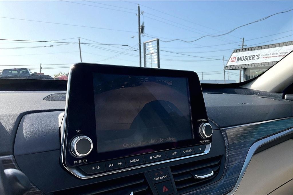 2021 Nissan Altima SL FWD