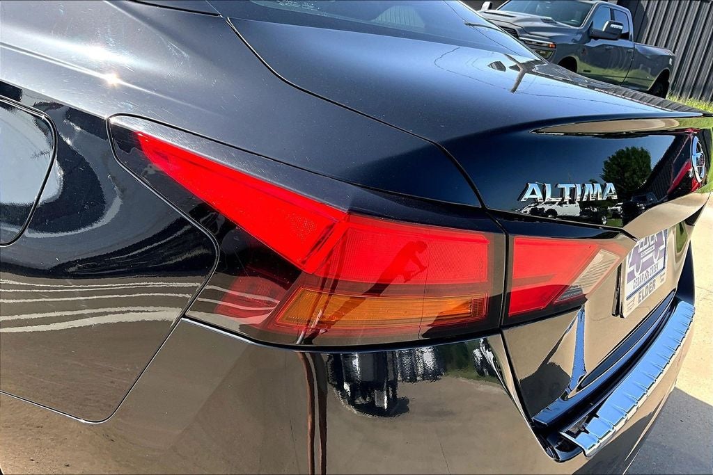 2021 Nissan Altima SL FWD