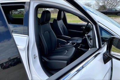 2026 Chrysler Pacifica PACIFICA SELECT