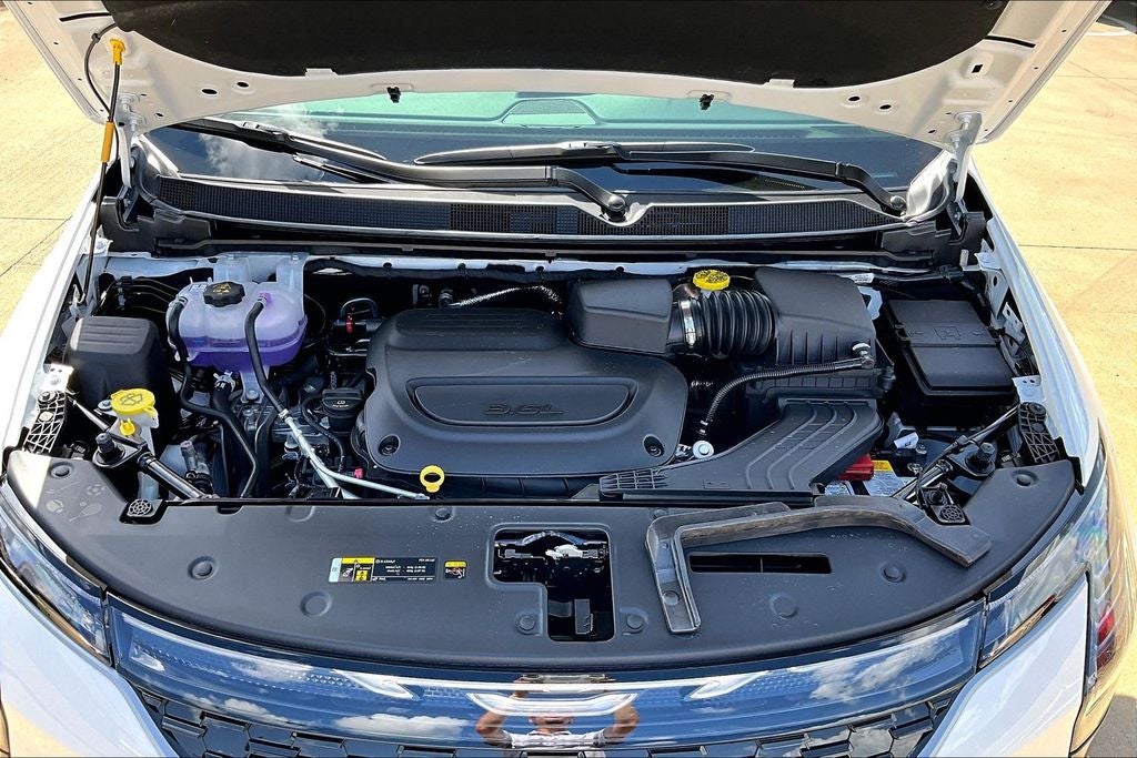 2027 Chrysler Pacifica PACIFICA LIMITED