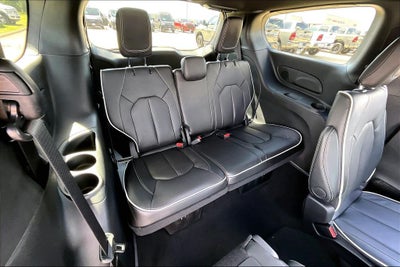 2027 Chrysler Pacifica PACIFICA LIMITED