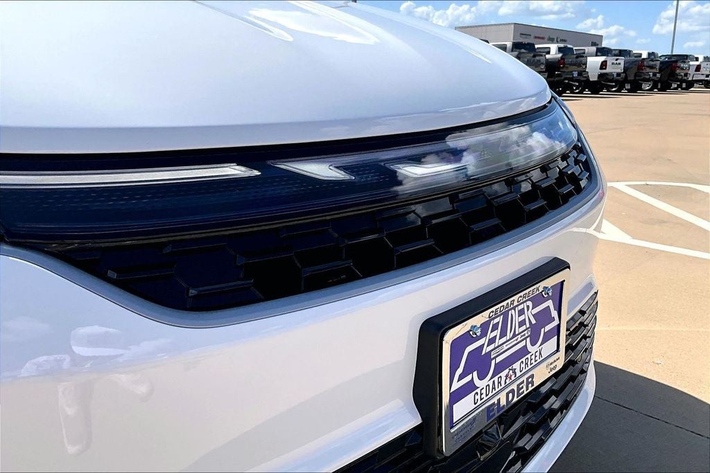 2027 Chrysler Pacifica PACIFICA LIMITED