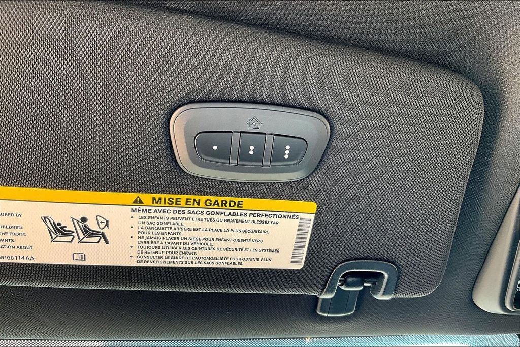 2027 Chrysler Pacifica PACIFICA LIMITED