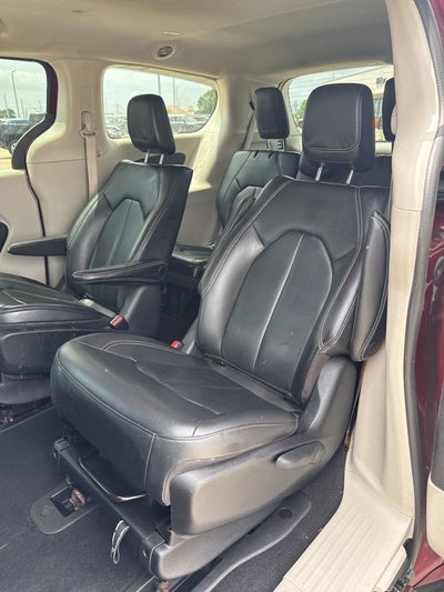 2022 Chrysler Pacifica Hybrid Touring L