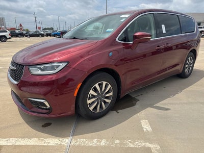 2022 Chrysler Pacifica Hybrid Touring L