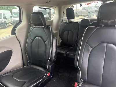 2021 Chrysler Pacifica Limited AWD