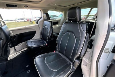 2021 Chrysler Pacifica Limited AWD
