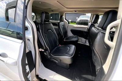 2021 Chrysler Pacifica Limited AWD