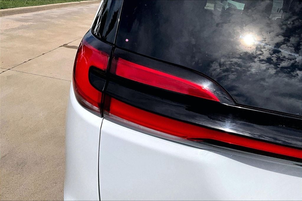 2021 Chrysler Pacifica Limited AWD