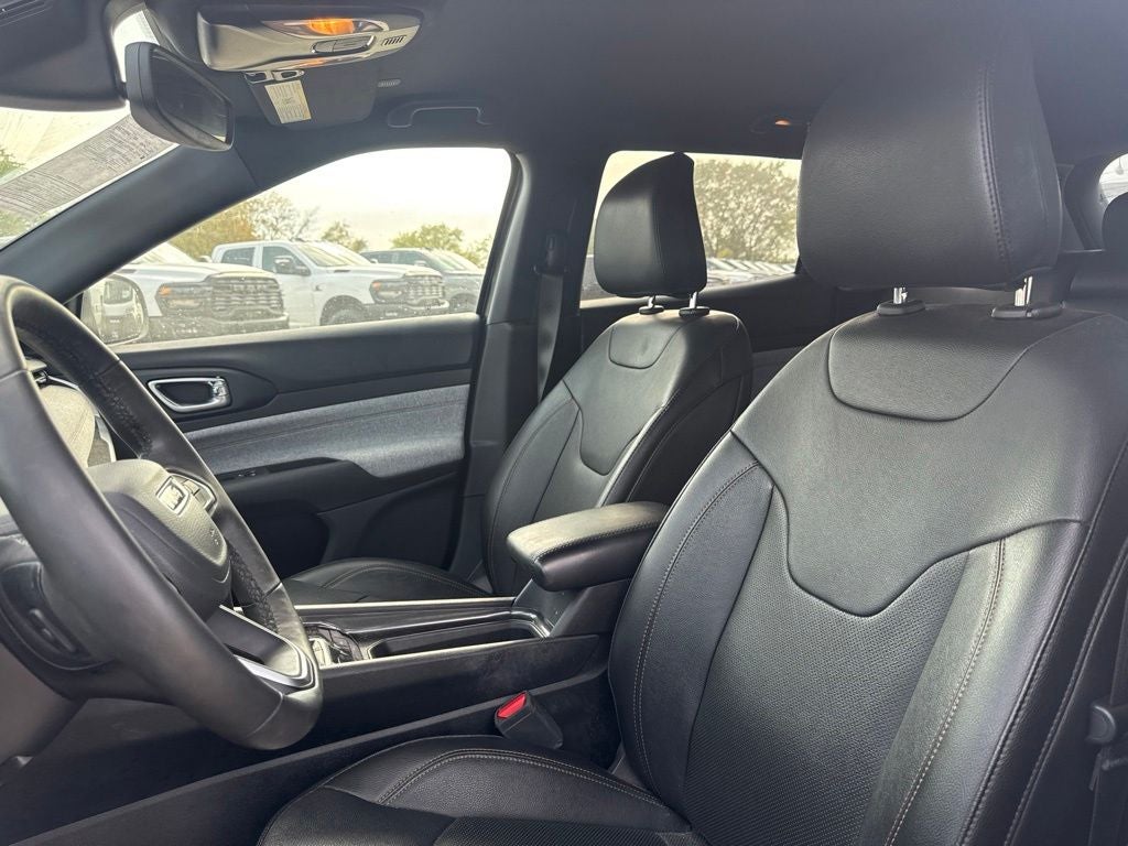 2023 Jeep Compass Latitude Lux