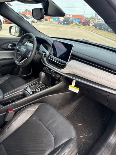 2023 Jeep Compass Latitude Lux