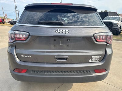 2023 Jeep Compass Latitude Lux