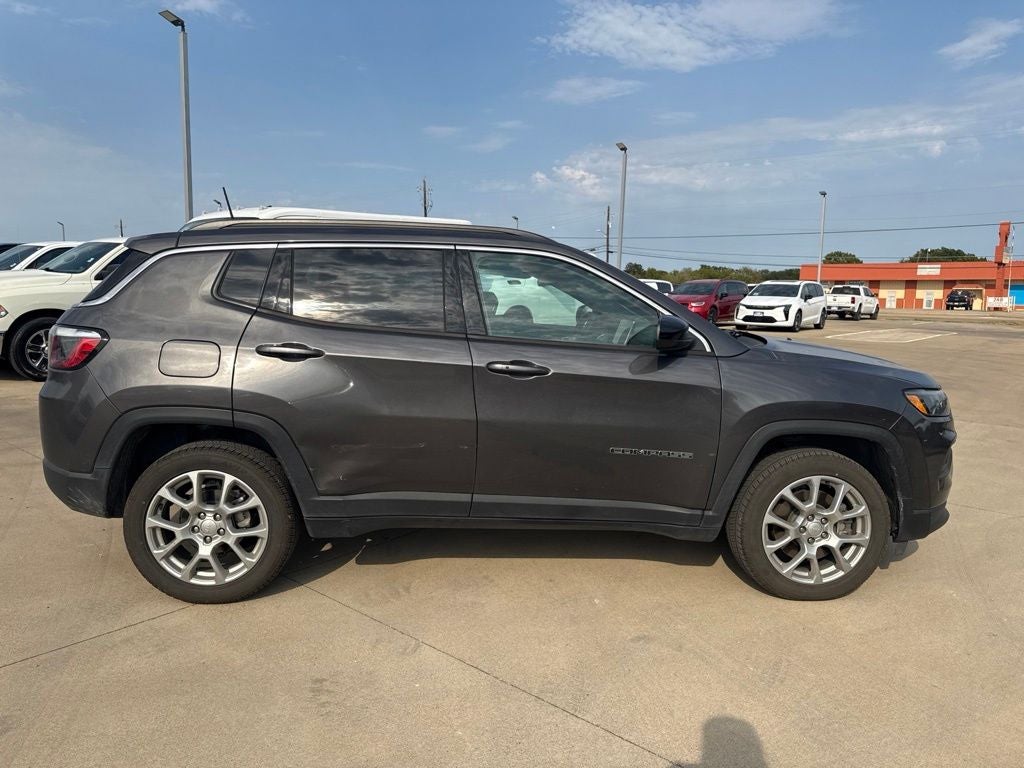 2023 Jeep Compass Latitude Lux