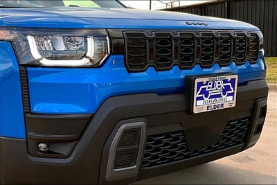 2026 Jeep Cherokee CHEROKEE LAREDO 4X4